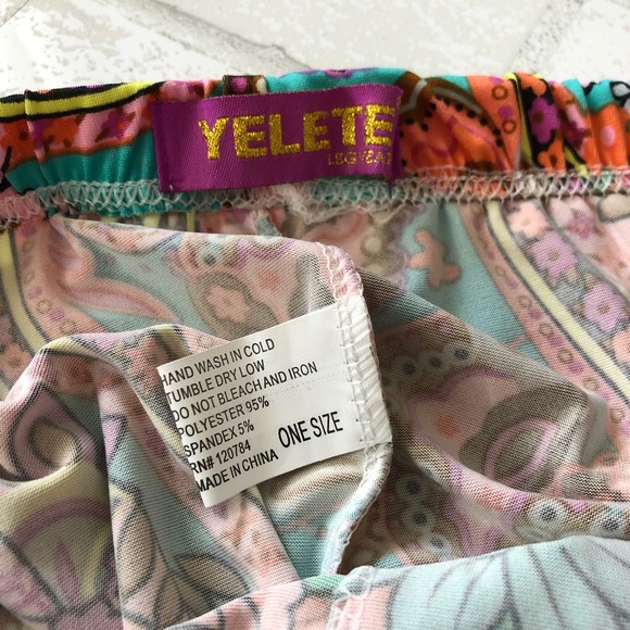 YELETE Floral Print Leggings - Picture 4 of 5